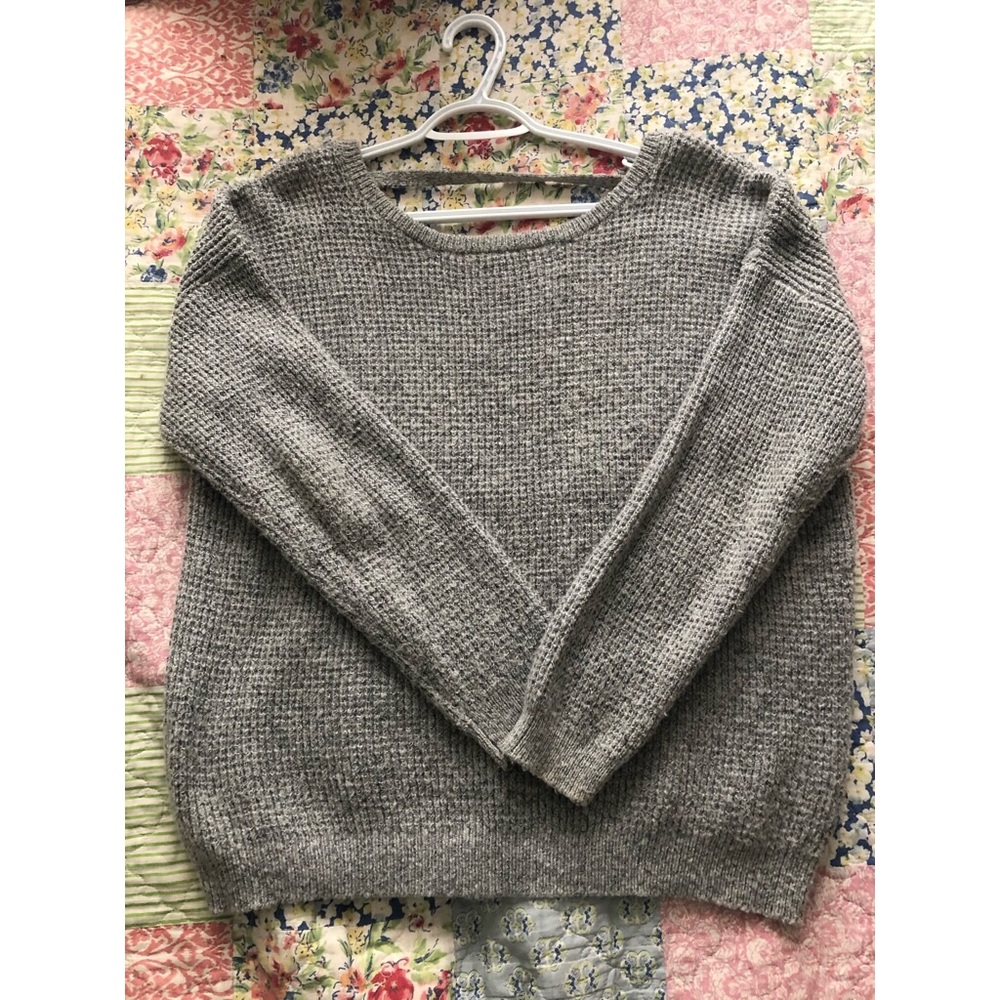 Forever 21 grey knit sweater
